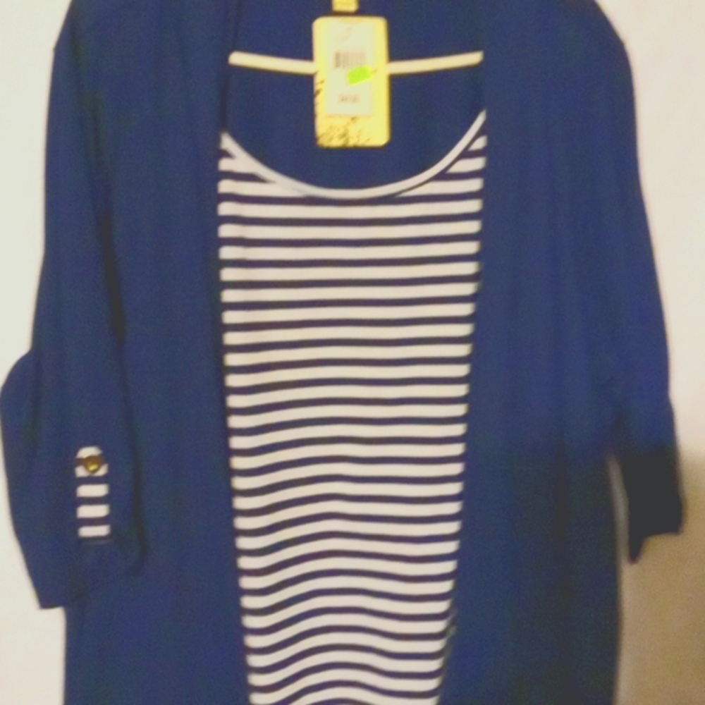 Ladies shirt with attached tank navy size 2x by brina&em